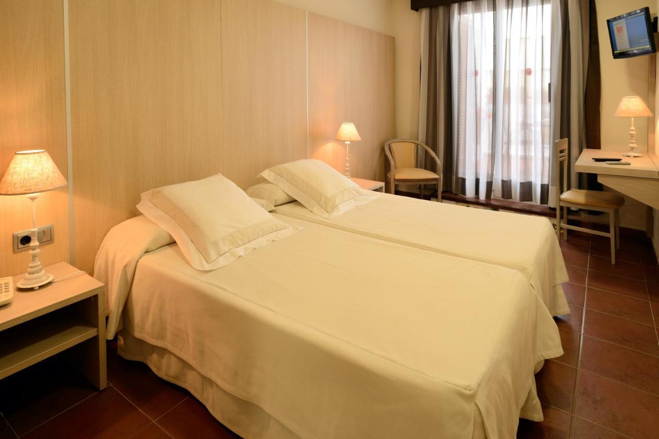 Hotel Capri Tossa de Mar Buitenkant foto