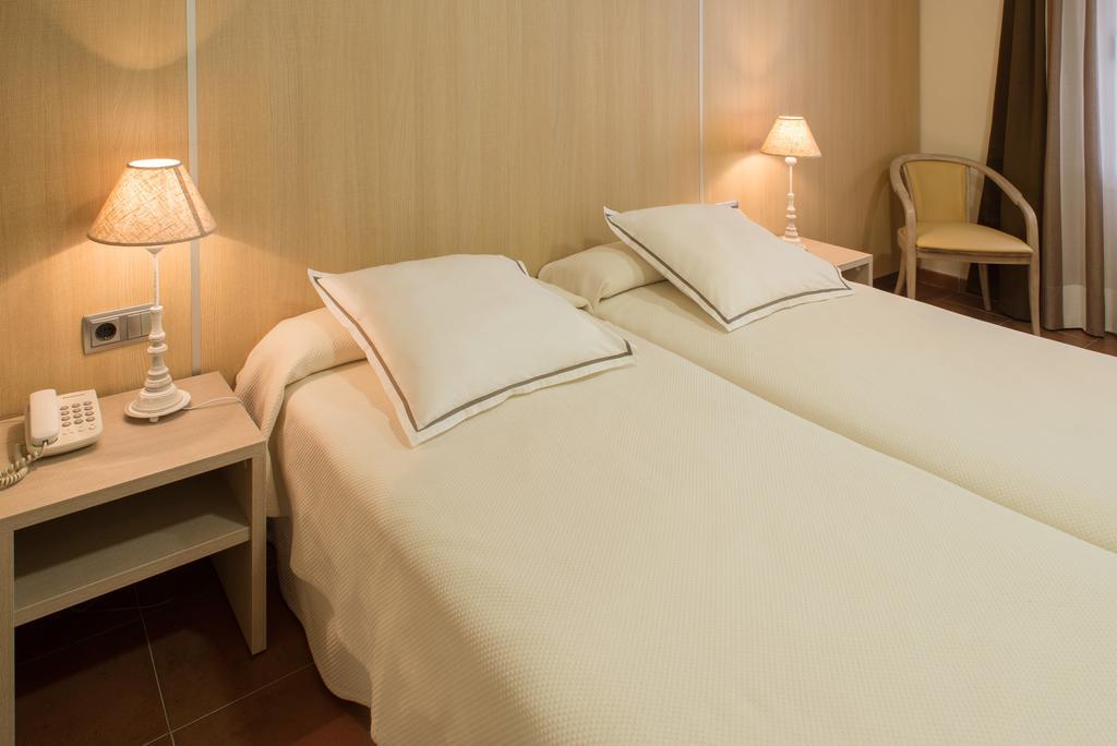 Hotel Capri Tossa de Mar Buitenkant foto