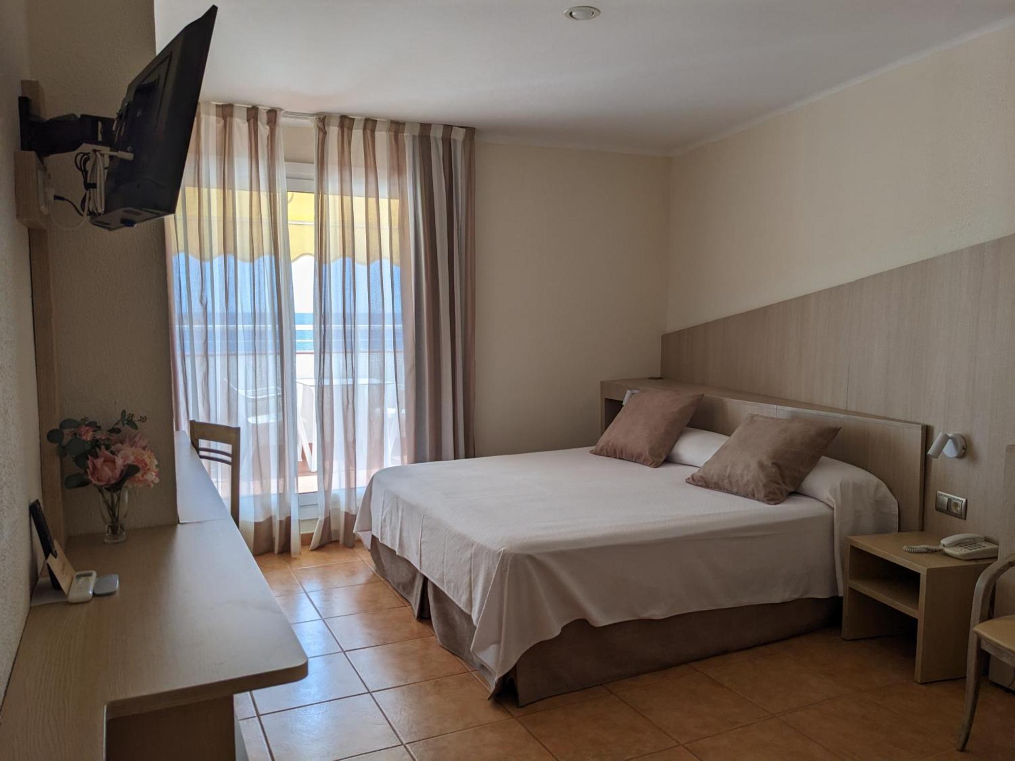 Hotel Capri Tossa de Mar Buitenkant foto